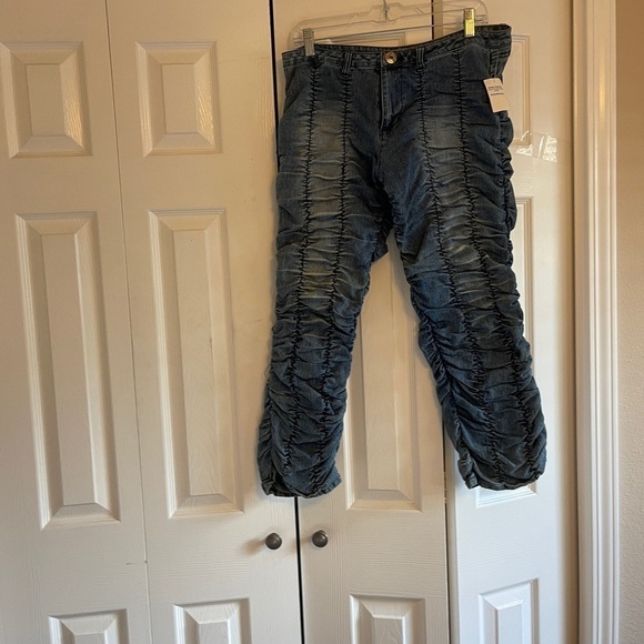 GODDESS elastic cinch cropped jean - Picture 2 of 10